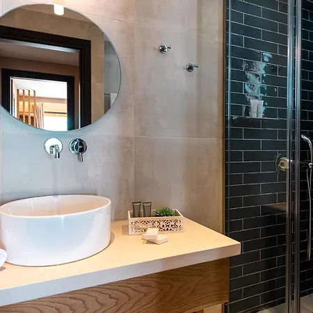 Terra Lucis Mountain Residences * Agios Leon