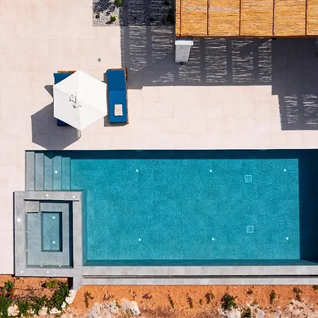 Terra Lucis Mountain Residences Villa *