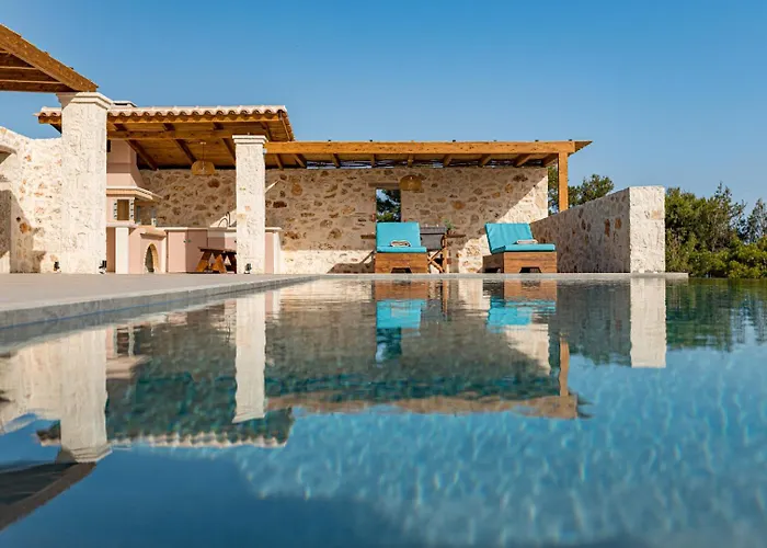 Terra Lucis Mountain Residences * Agios Leon