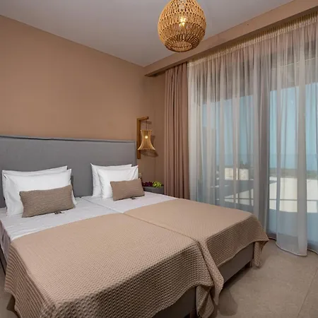 Terra Lucis Mountain Residences ヴィラ Agios Leon