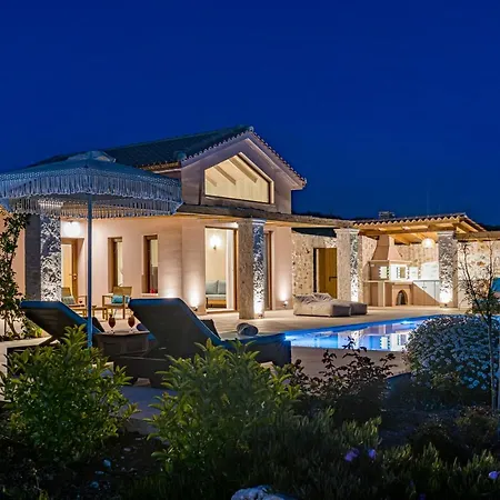 Terra Lucis Mountain Residences * Agios Leon