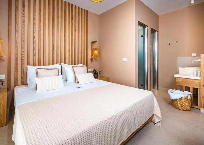 Terra Lucis Mountain Residences Villa *