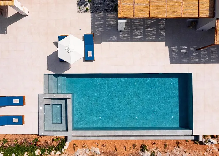 Terra Lucis Mountain Residences Villa *