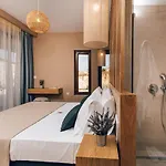 Terra Lucis Mountain Residences Agios Leon